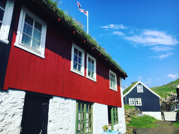 Á Lonini guesthouse Mykines